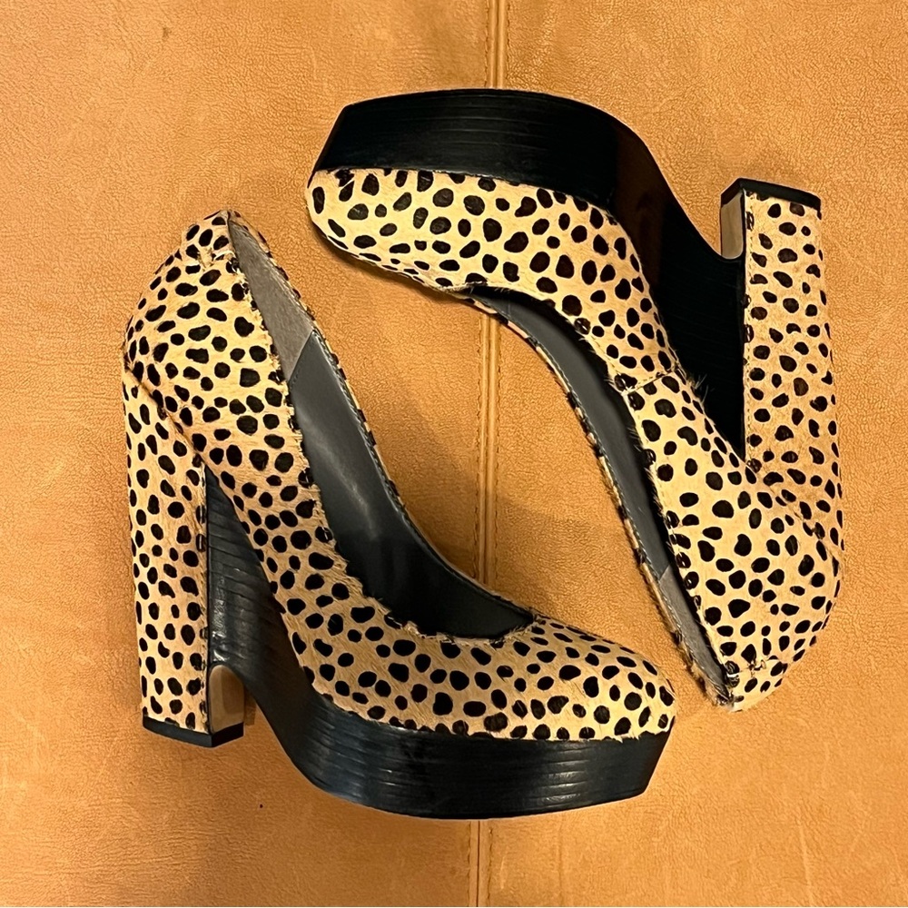 Rosegold Calf Hair Leopard “Lela Safari” Wedges - Picture 6 of 9
